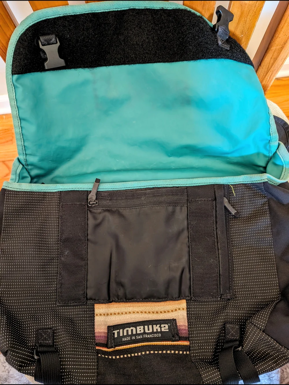 Timbuk2 gently used